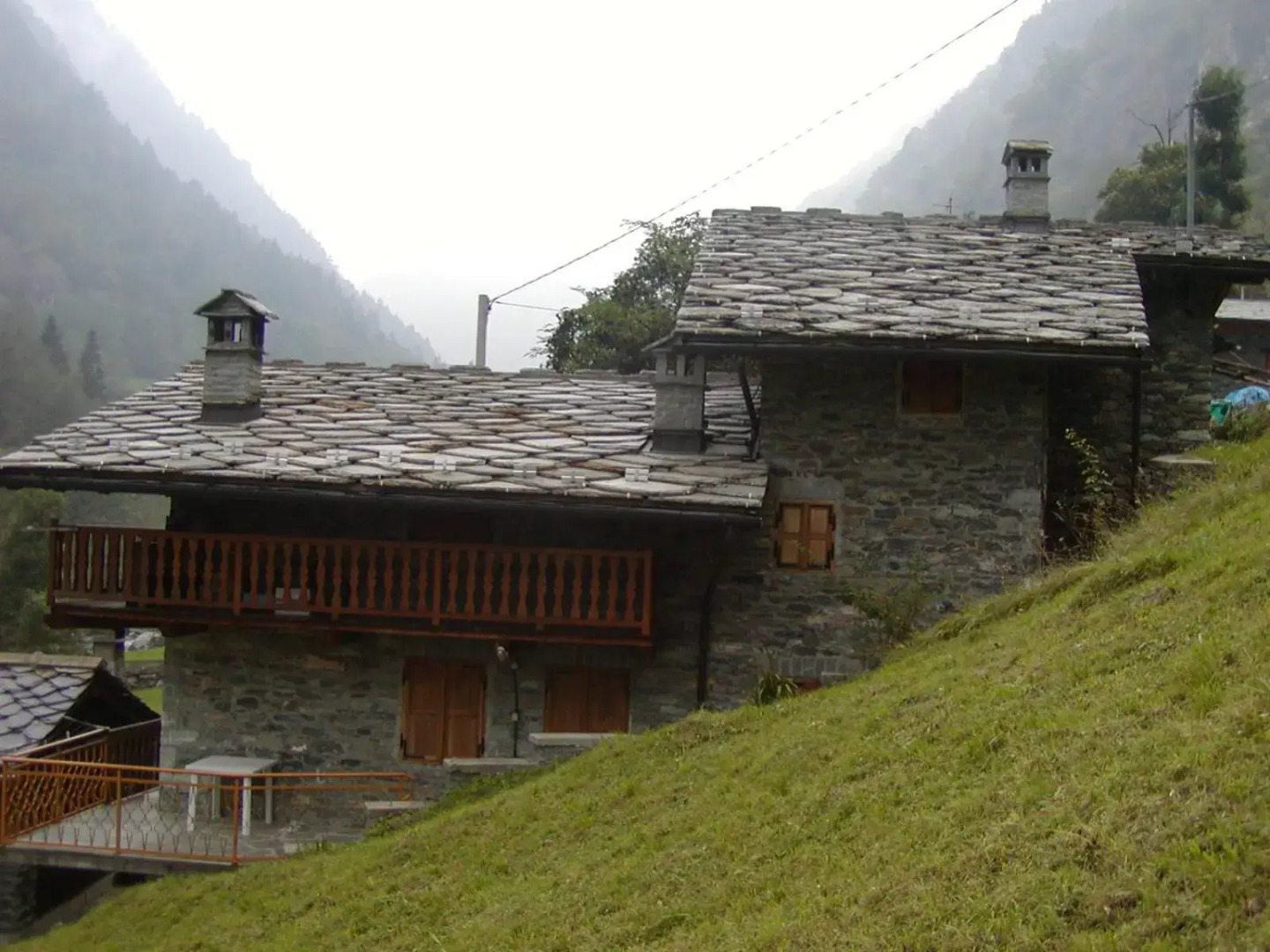 Baita Pialemont I piano