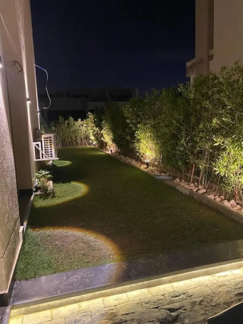 Villa in palm hills-the crown