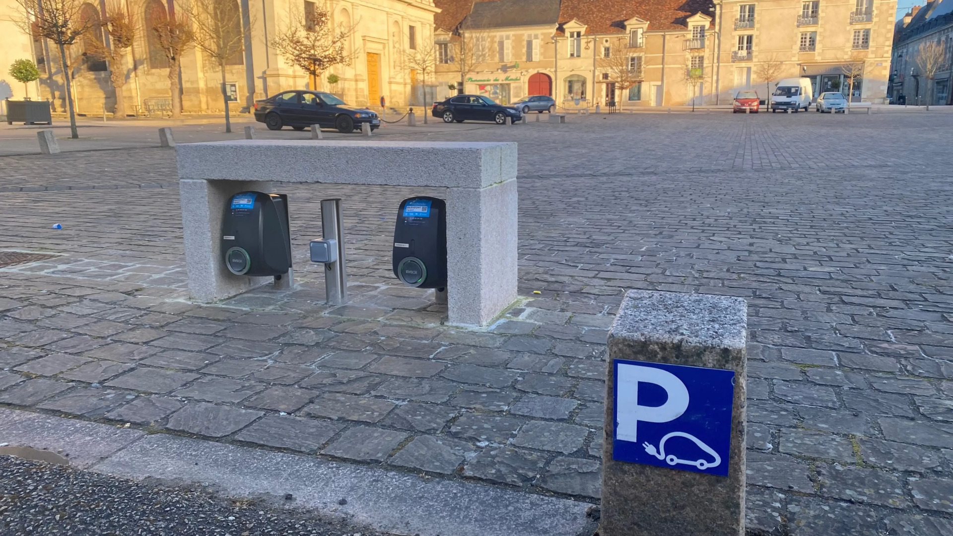 Le Puits Doré – Hôtel Restaurant Logis