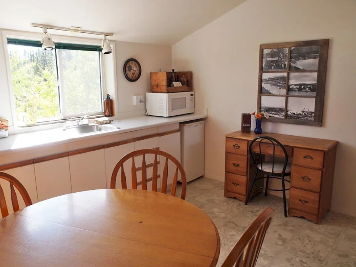 Mountain Ridge Motel & R V Park