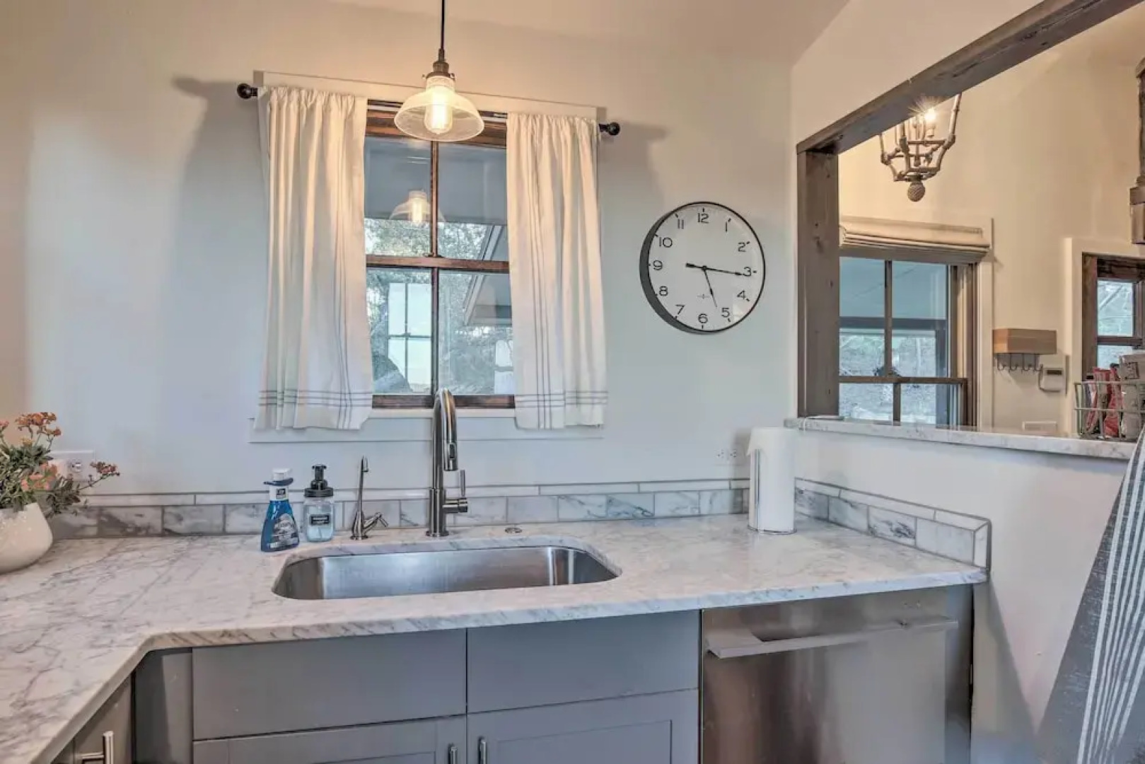 The Little Alsatian House: 18 Miles to San Antonio