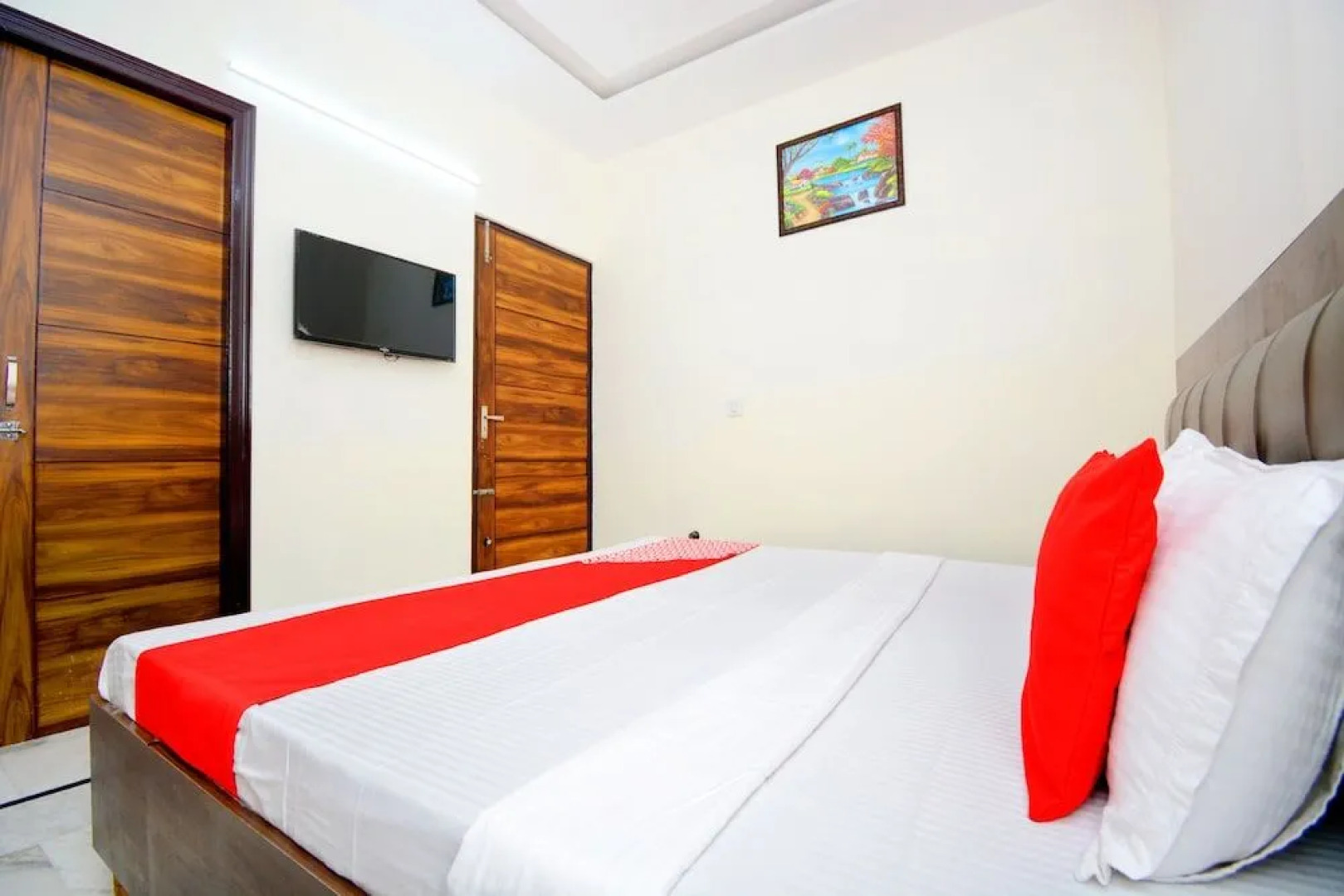 OYO 38787 Hotel Red Rose