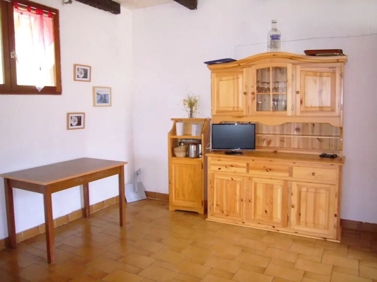 Property With 8 Bedrooms in Vars, With Balcony - 2 km From the Slopes