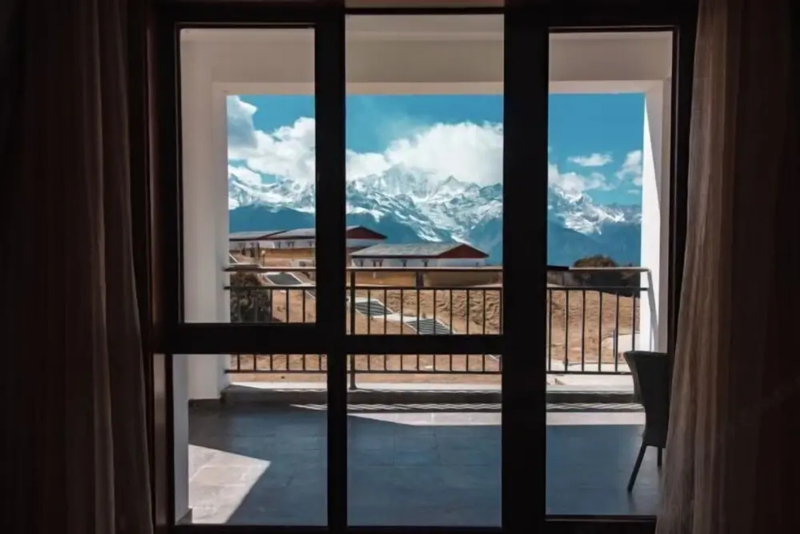 High Mountain Resort Deqin