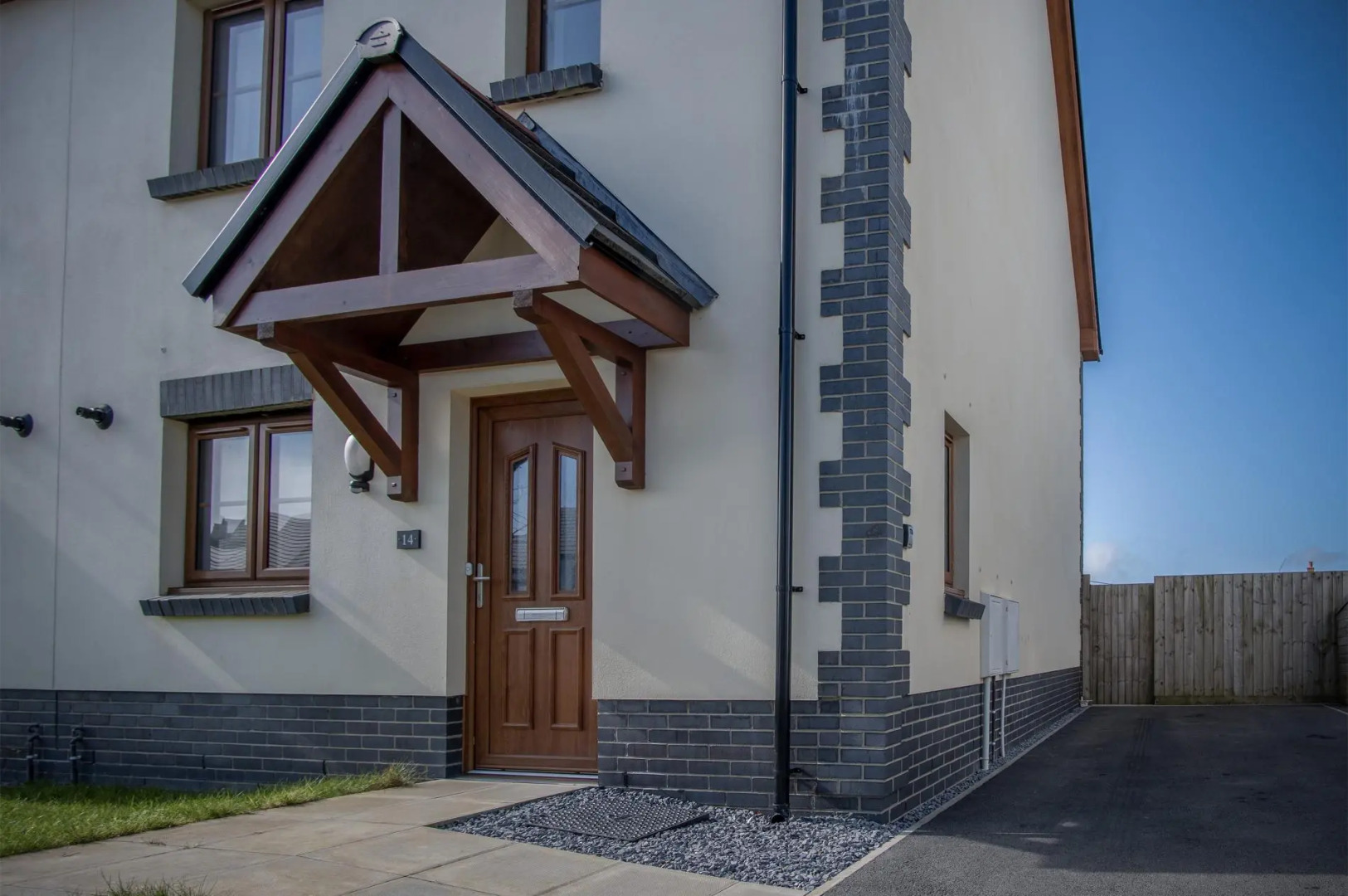 Johnnys Cove - 2 Bedroom Holiday Home - New Hedges