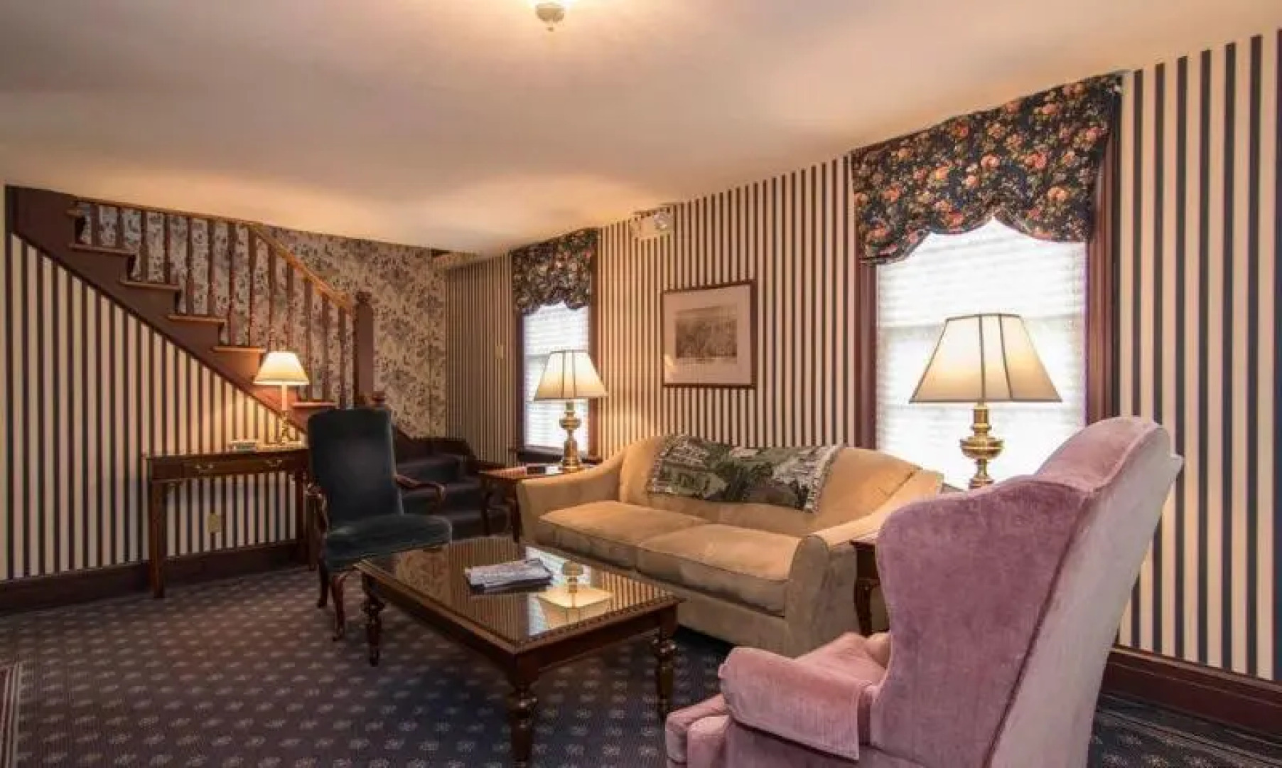 The Rochester Inn, A Historic Hotel