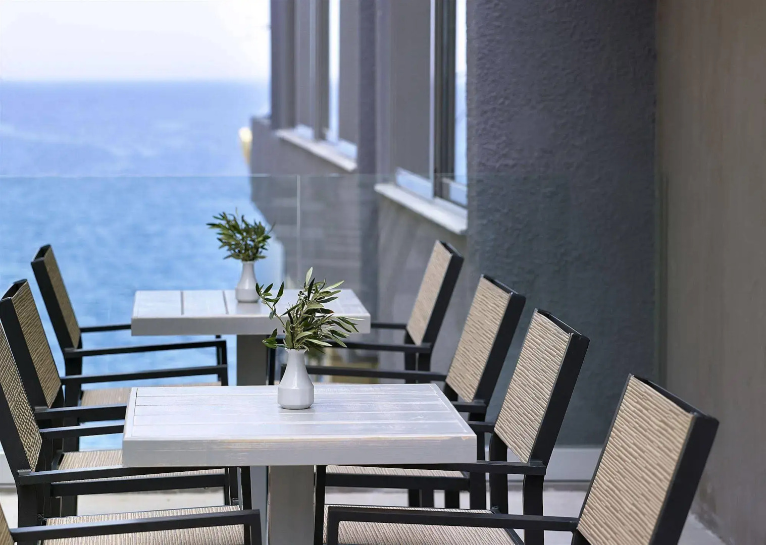 Отель Mistral Bay