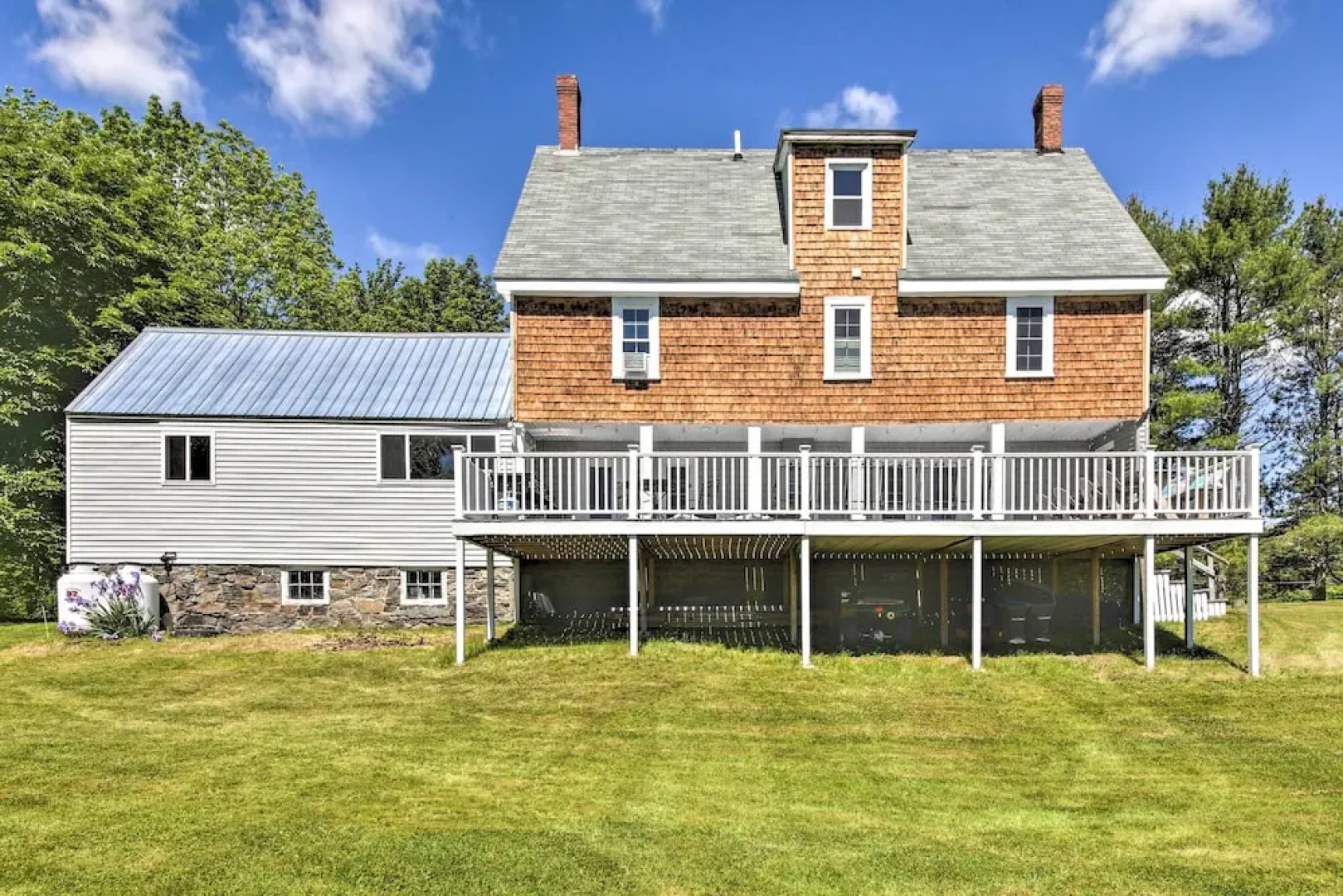 Riverfront Coastal Escape With Deep Water Dock!