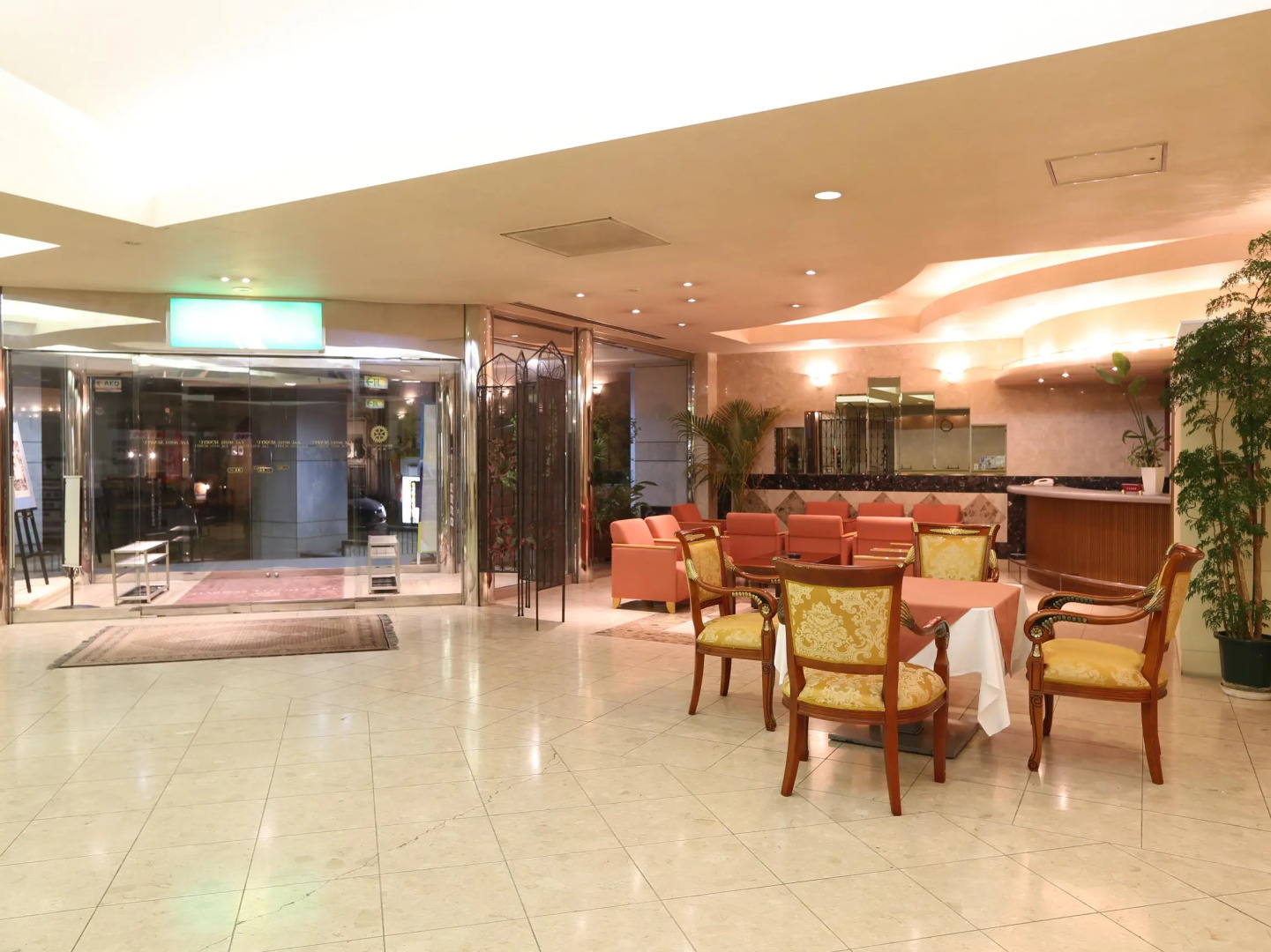 L and L Hotel Senryu