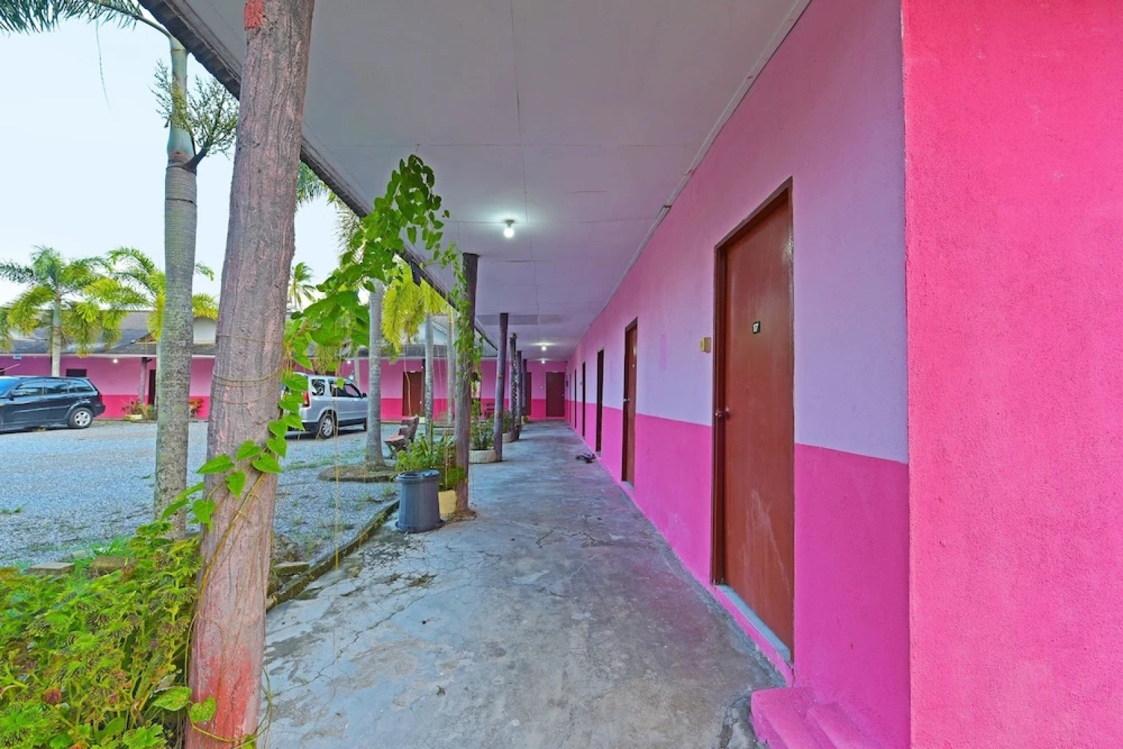 OYO 90689 Chalet Kak Siti