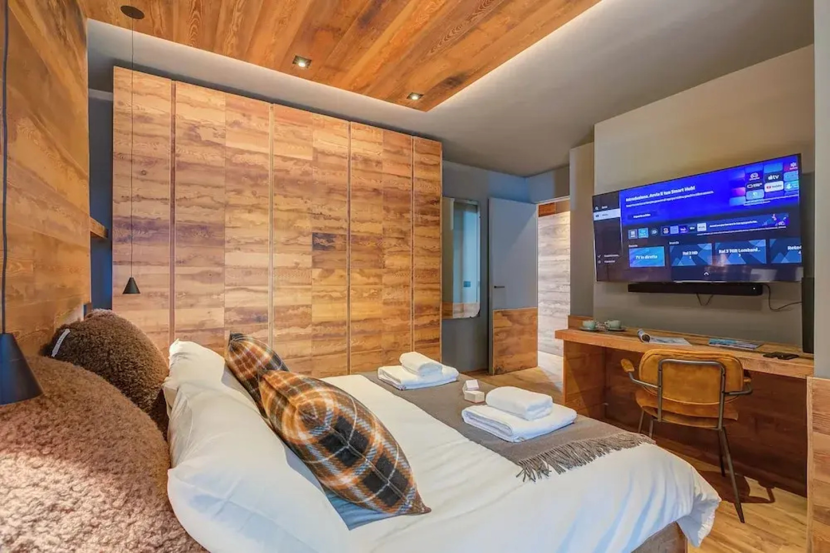 Simona Luxury Apartment few steps from sk