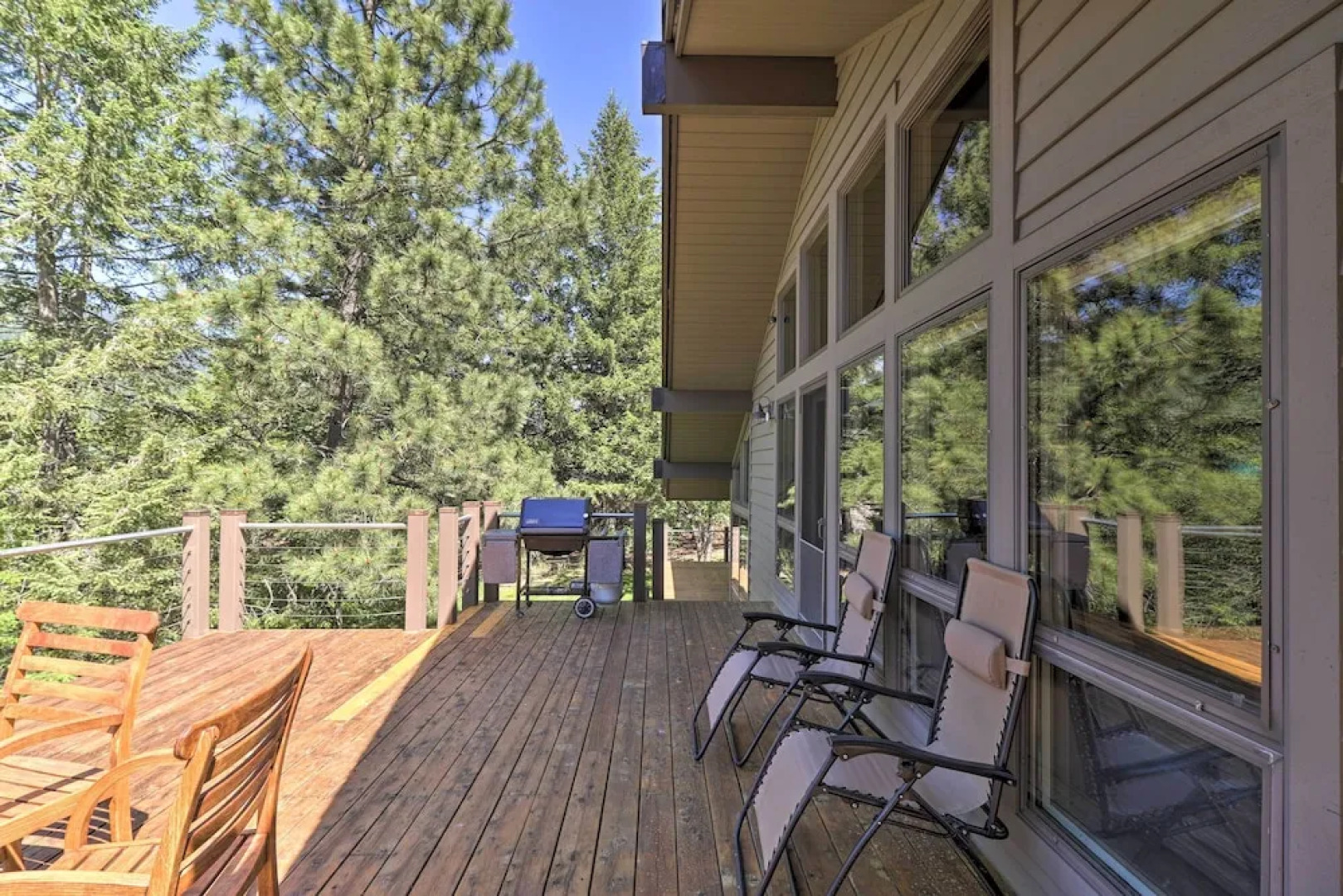 West Glacier Home w/ Majestic Mountain Views!