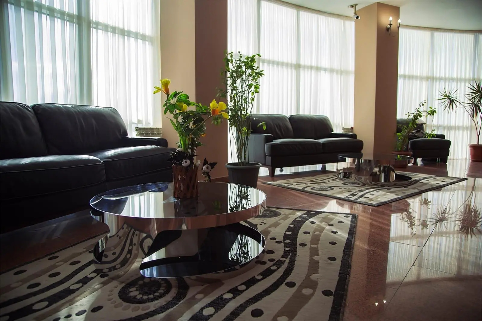 Mandarin Hotel & Fitness Center