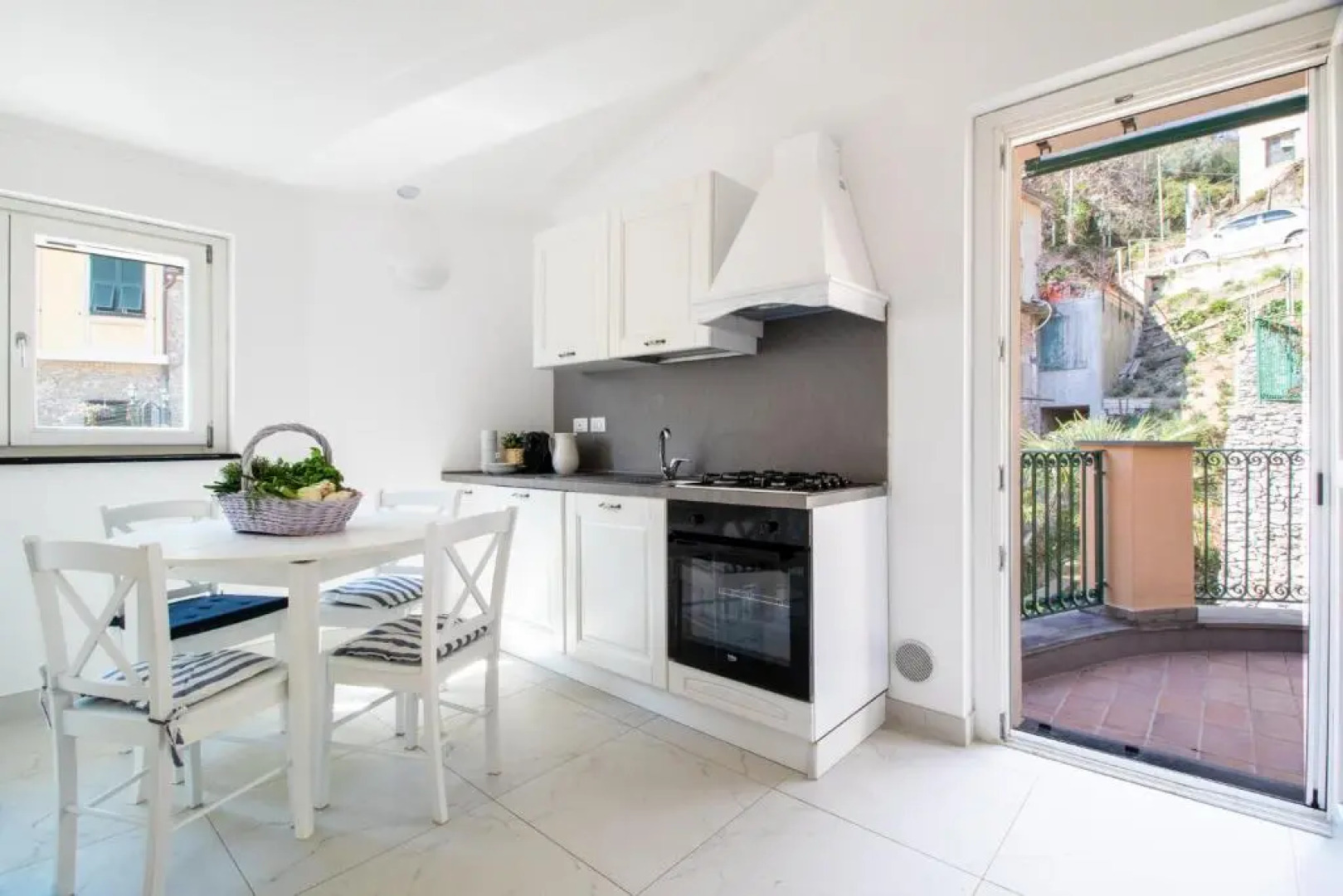 Edone' by PortofinoHomes