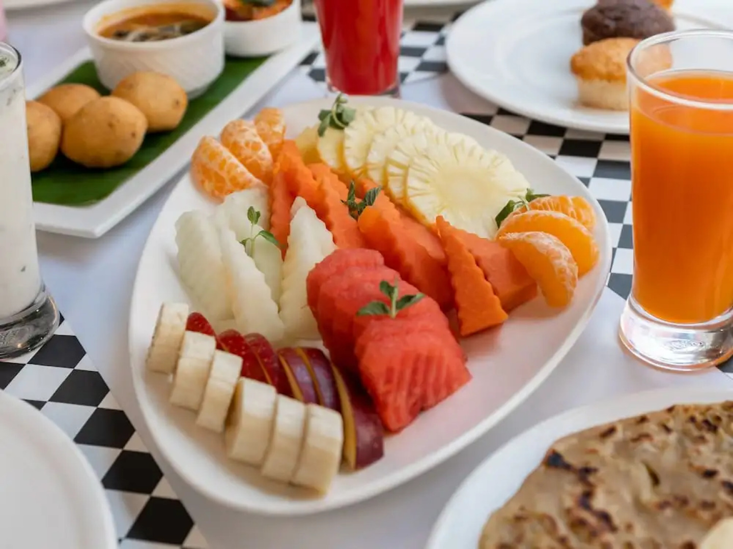 Sunday Hotel Chandigarh Zirakpur