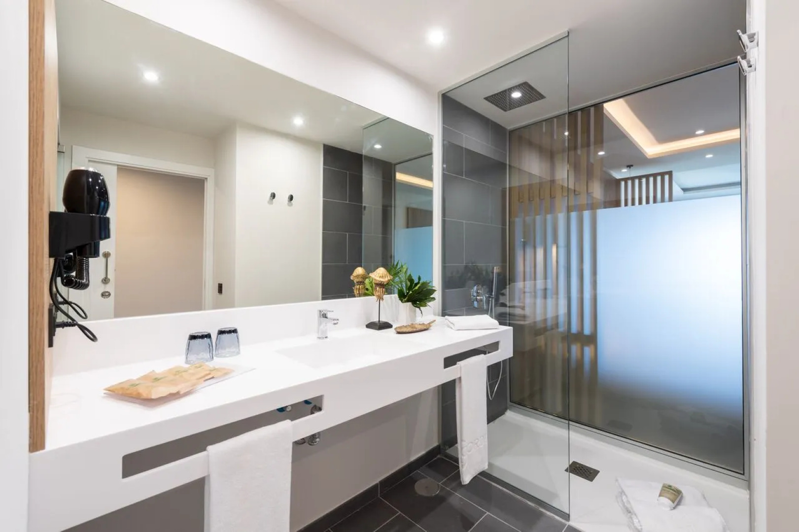 Occidental Roca Negra – Adults Only