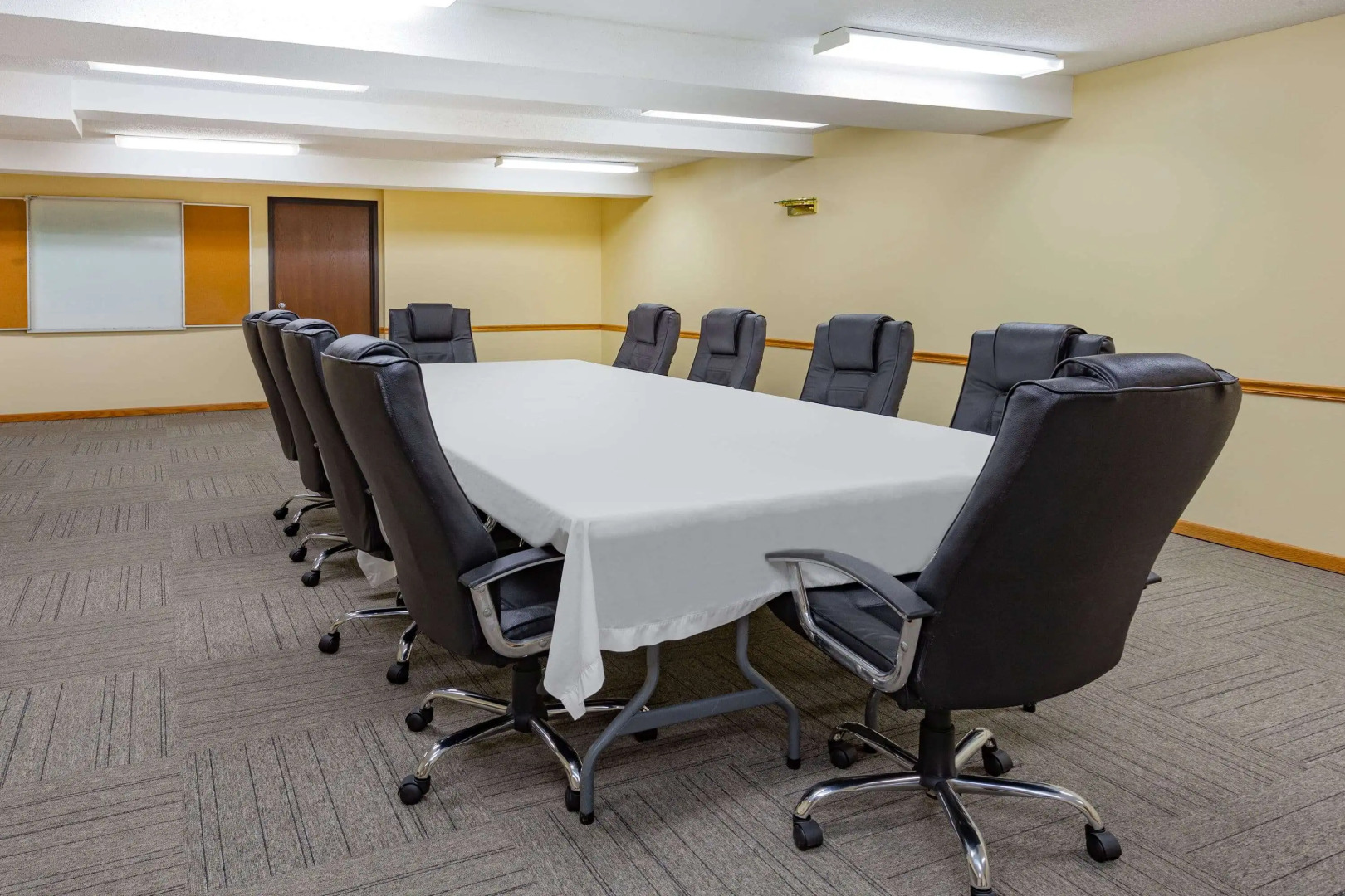 Super 8 By Wyndham Decorah