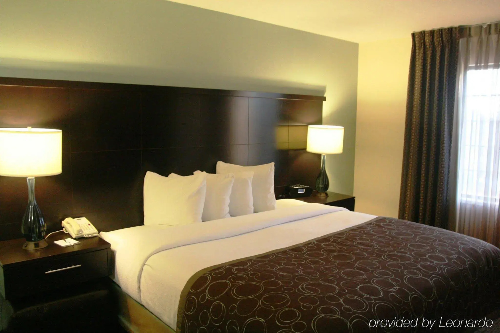 Staybridge Suites Woodland Hills by IHG