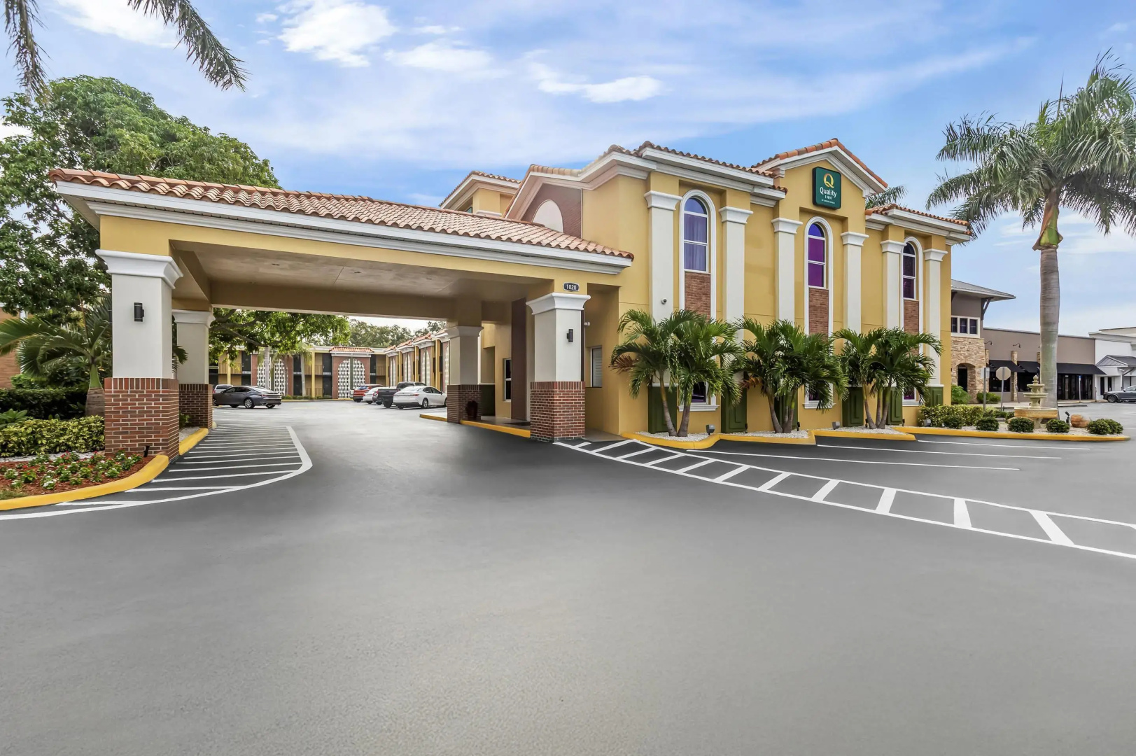 Quality Inn Airport - Cruise Port