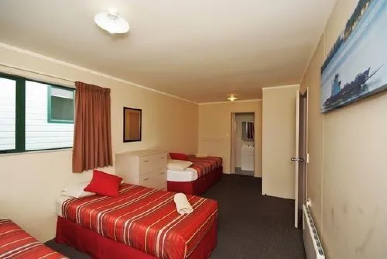 Omokoroa Kiwi Holiday Park