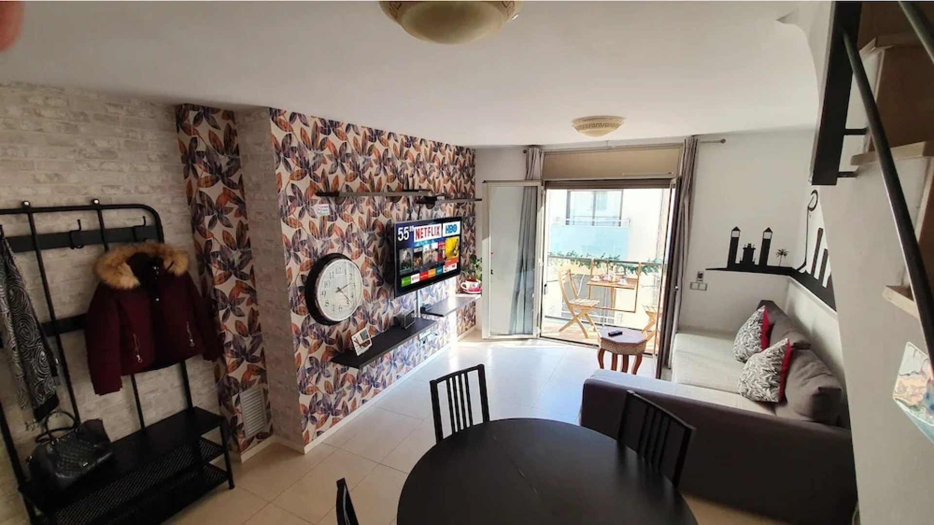 Attic Terrace BBQ, Airport-Barcelona, cerca Playas Castelldefels