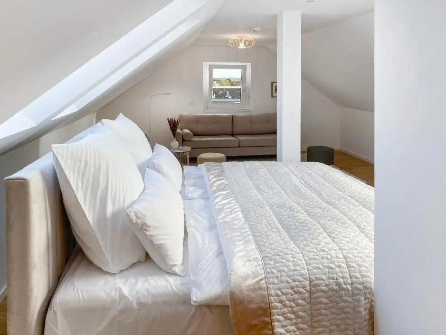 Modern & Stylisch: Maisonette Wohnung in Freising