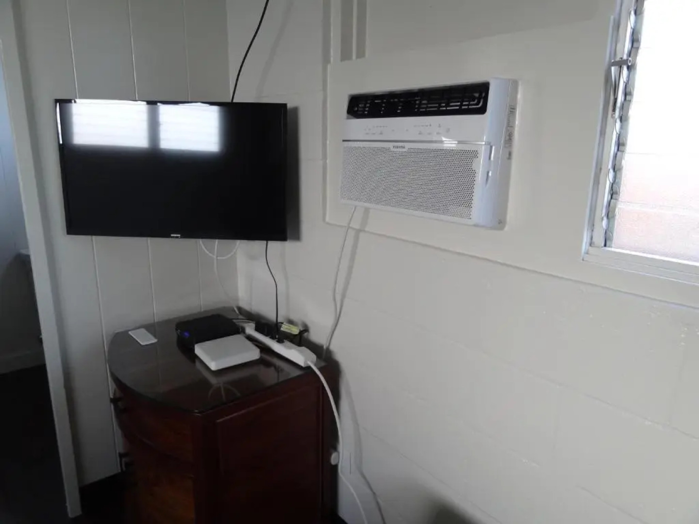 Tip Top Motel Cafe & Bakery