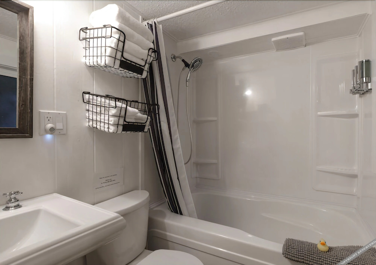 Harrison Heritage House and Cottages - Harrison Hot Springs