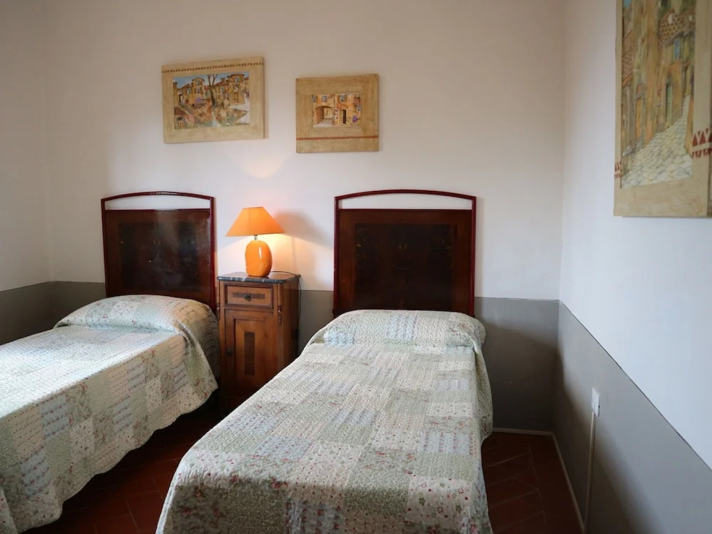 Beautiful Apartment With Garden, Patio, Pool, Barbecue