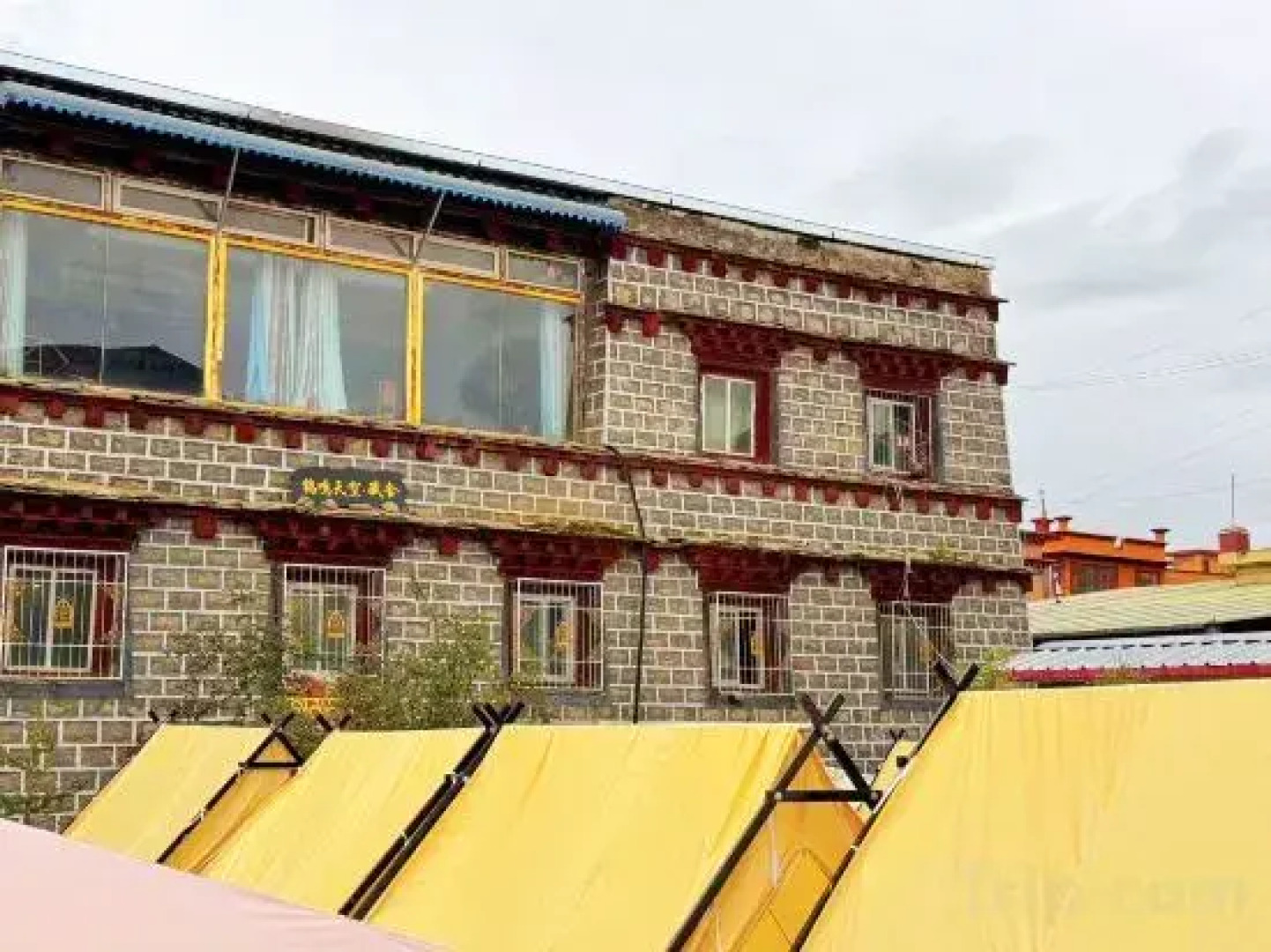 Heavenly Crane -TibetLodge