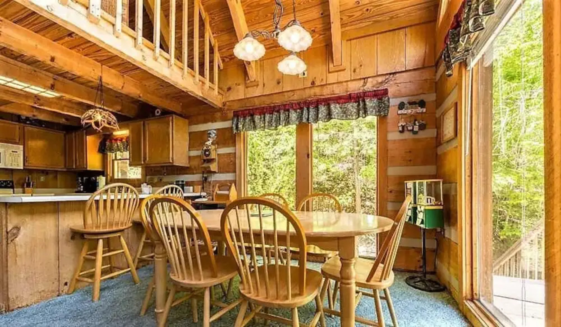 Snuggled Inn 2 Bedroom Cabin