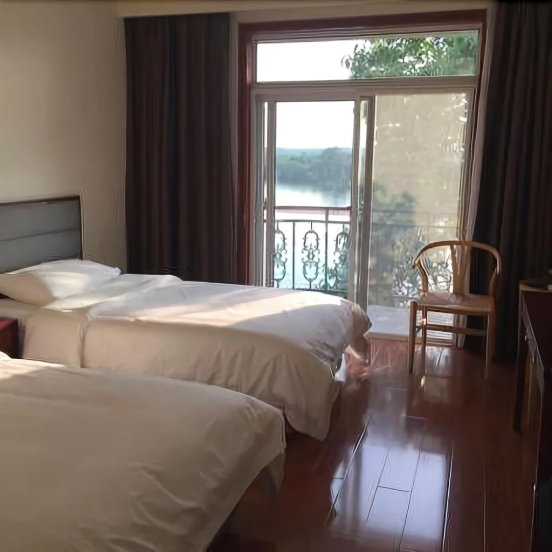 Huadao Holiday Hotel