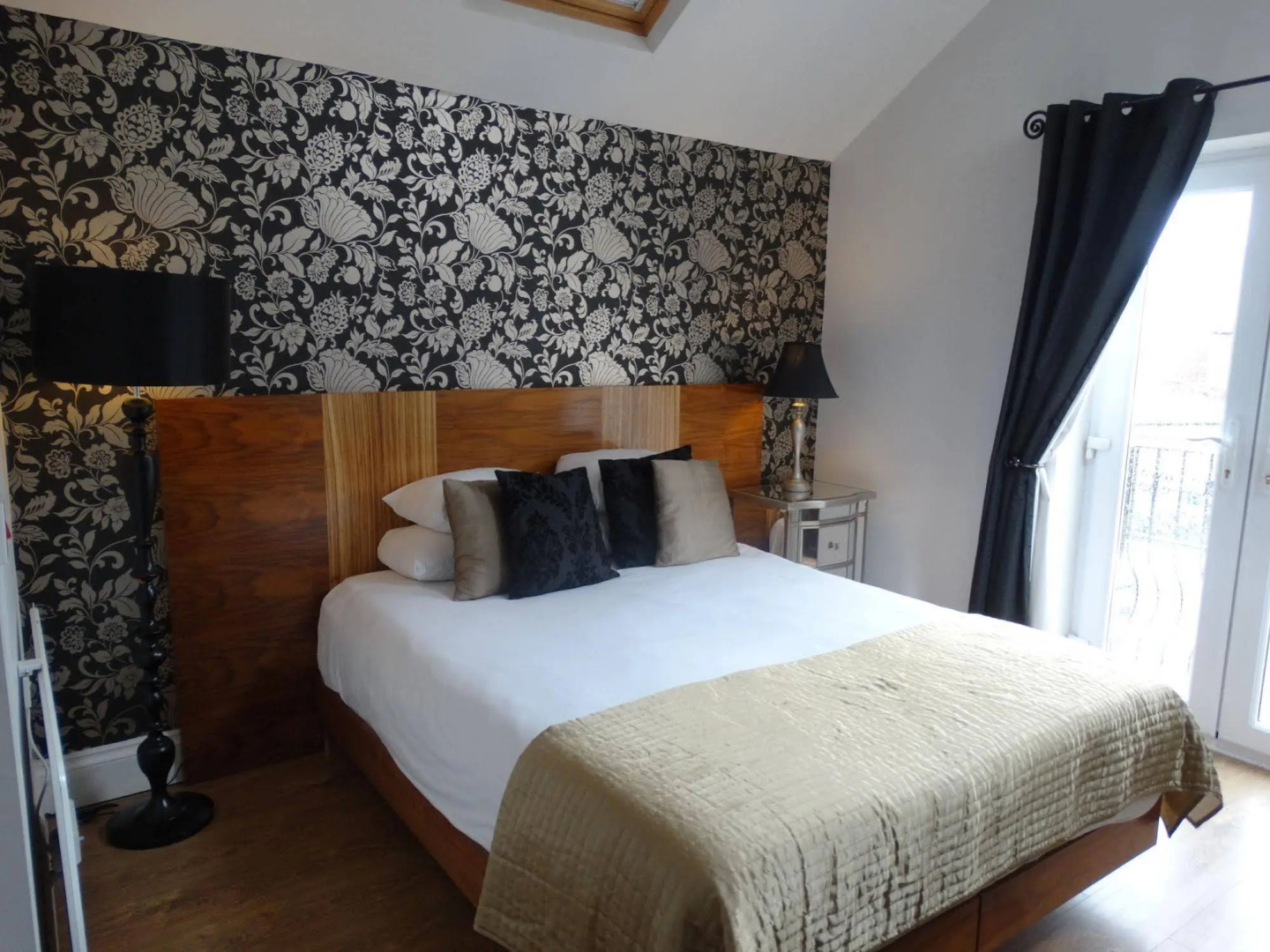 Number One Hundred B&B