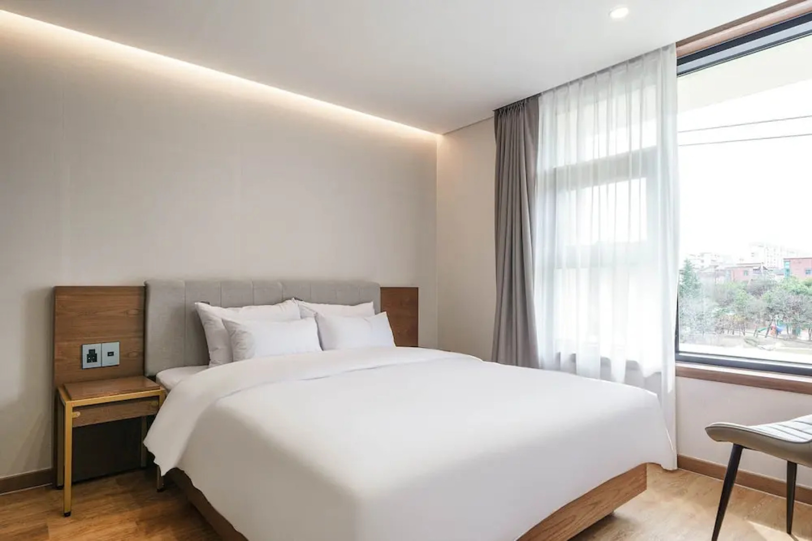 Brown Dot Hotel Ajung