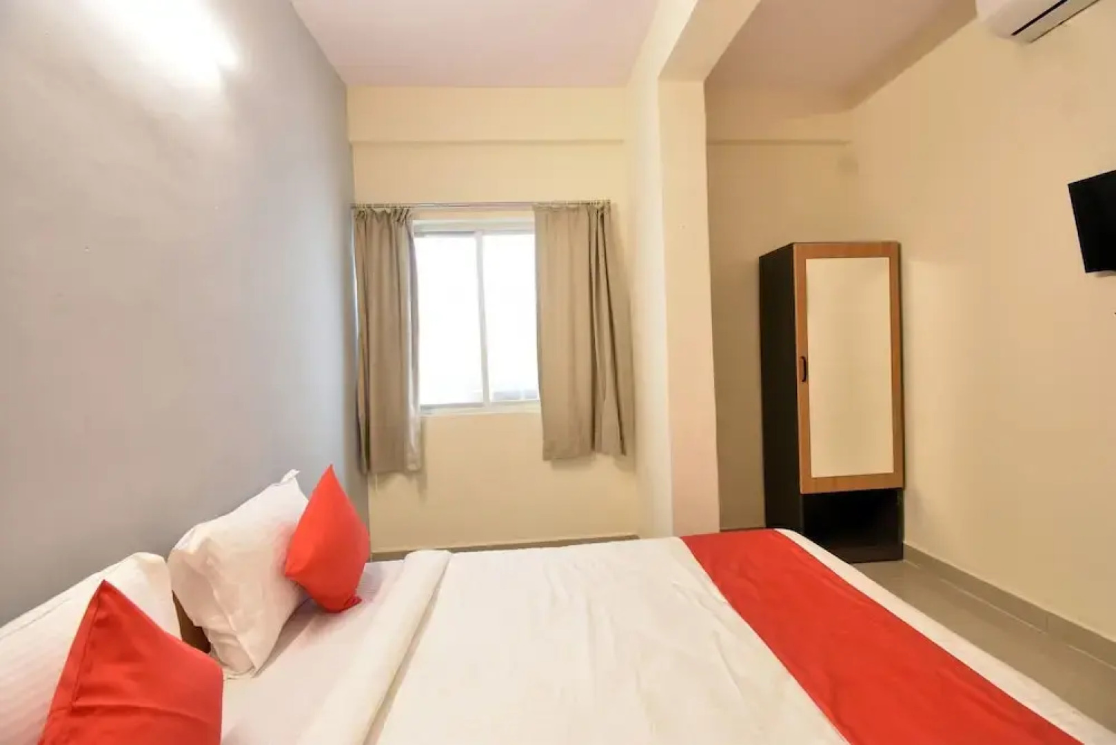 OYO Flagship 37731 Chakan