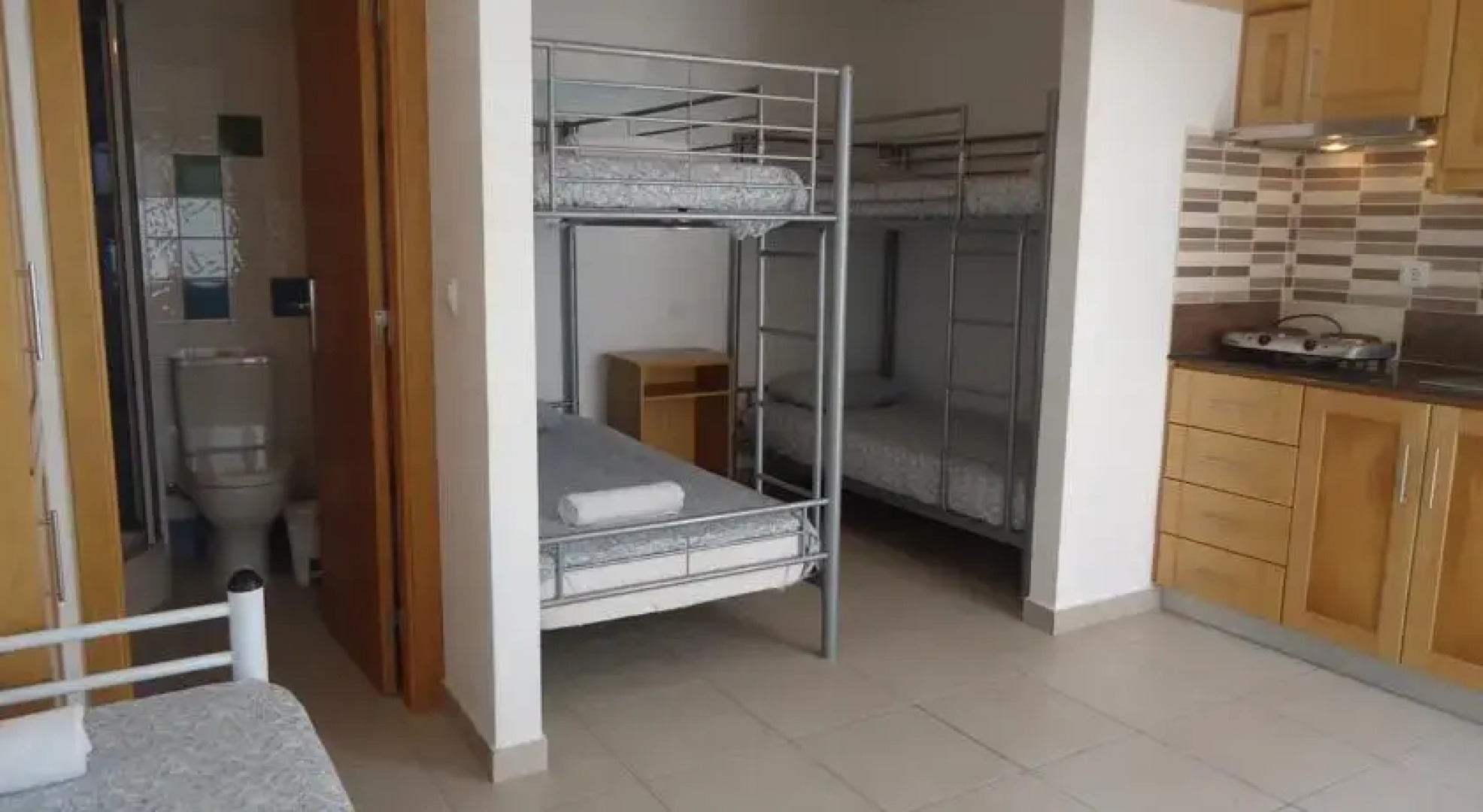 Lagide Beachside Hostel and Studios