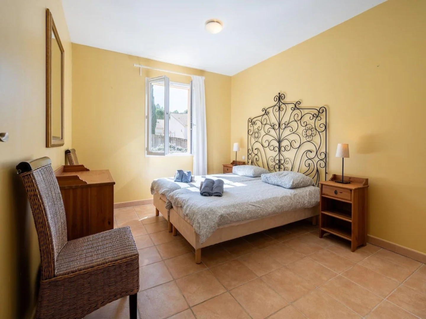 Villa in Montbrun With Pool and Mountain Views