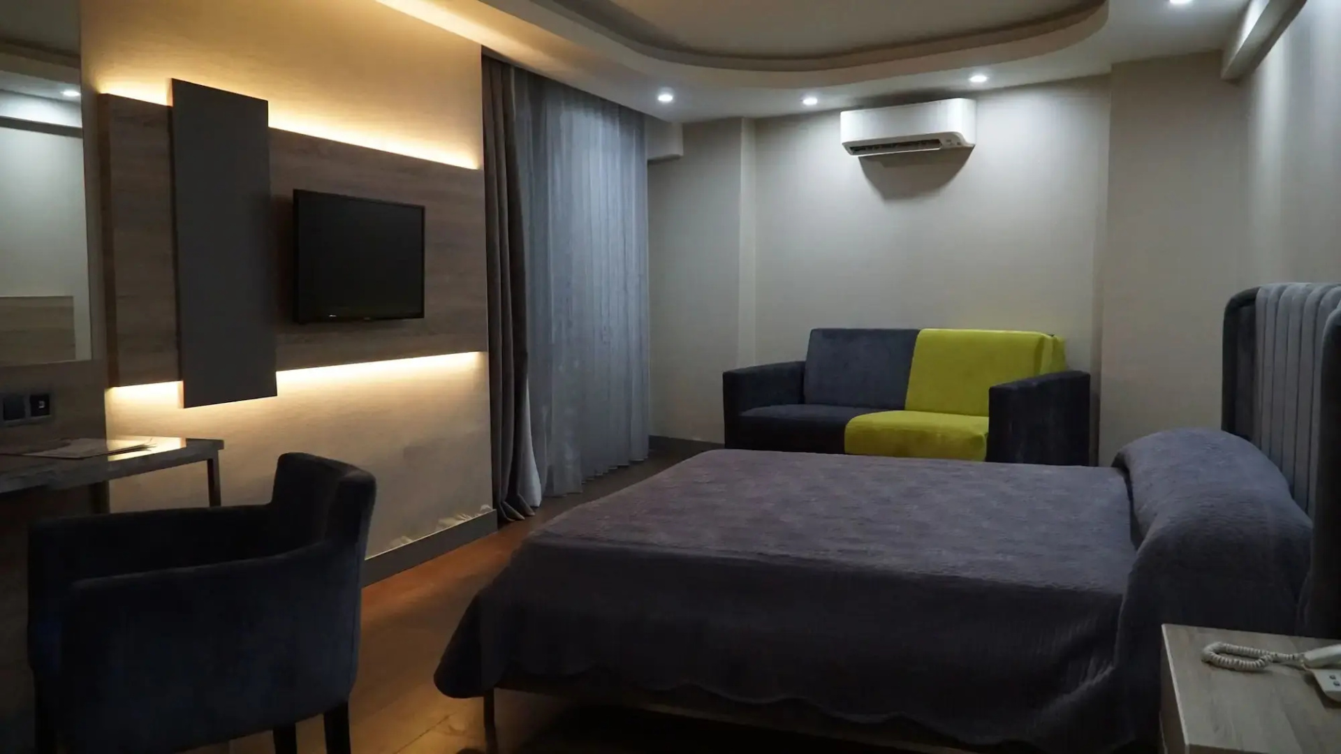 Marla Hotel