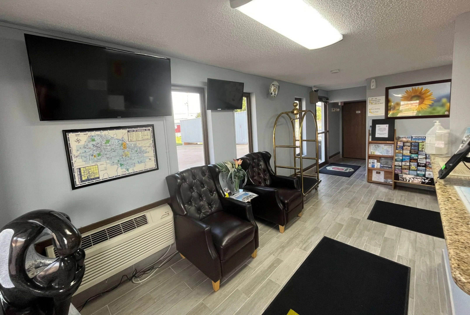 Super 8 by Wyndham Emporia