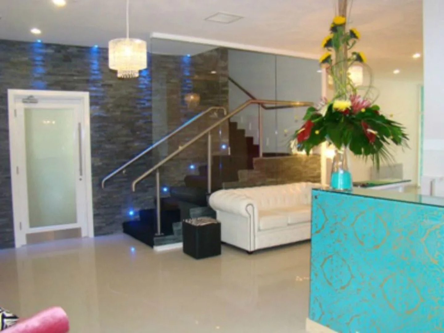 Ashbourne Court Hotel