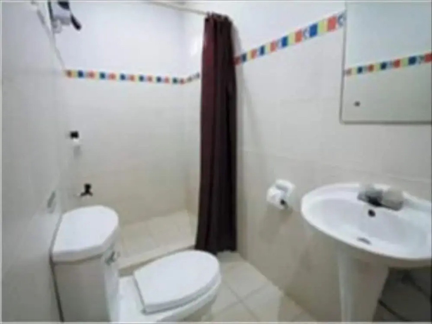 Seabreeze Lodge and Cafe