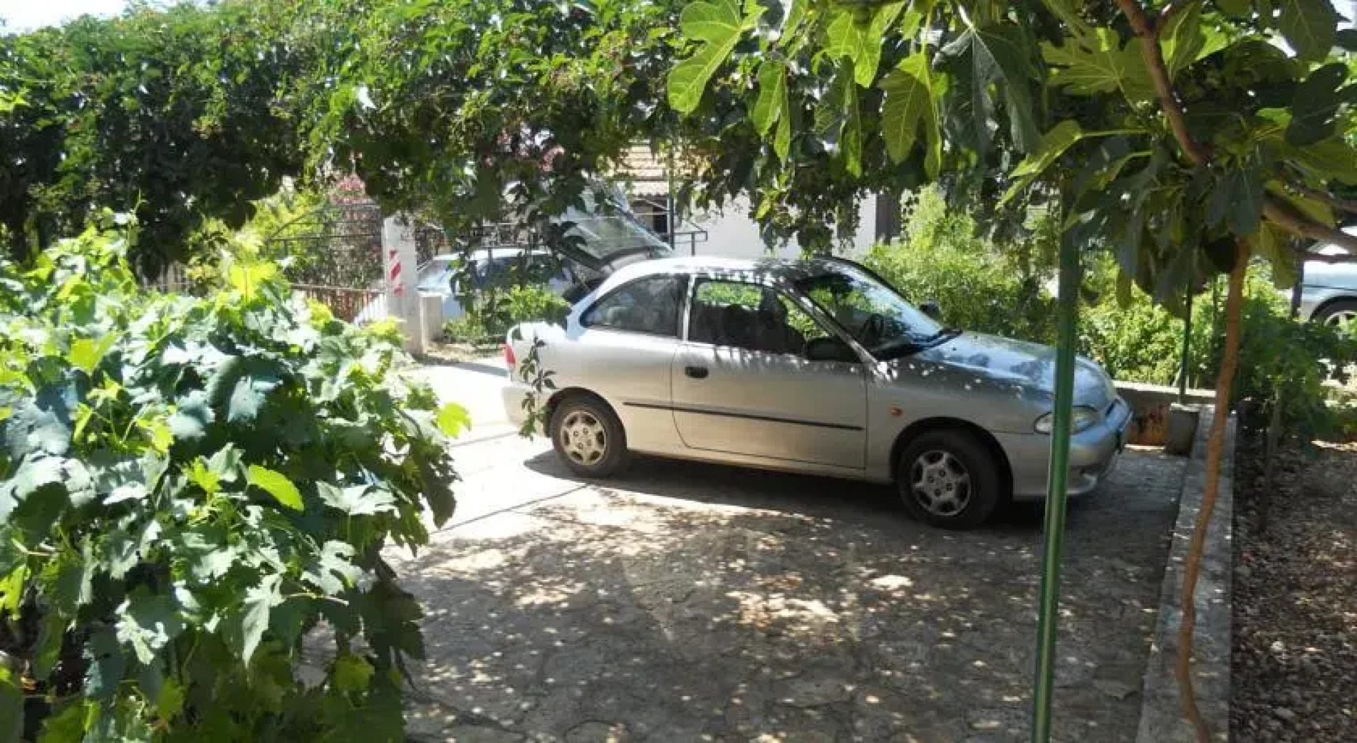 Apartment Mikulandra