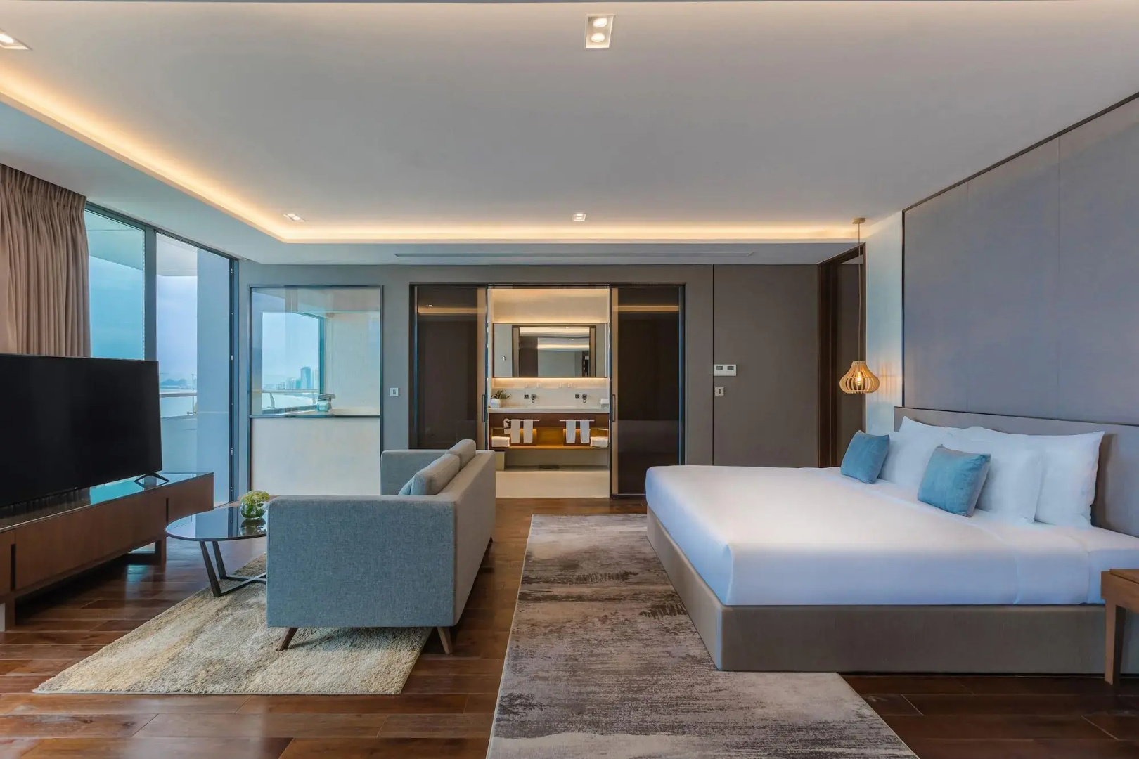 Prince Hotel Da Nang (Formerly Sel de Mer Hotel & Suites)