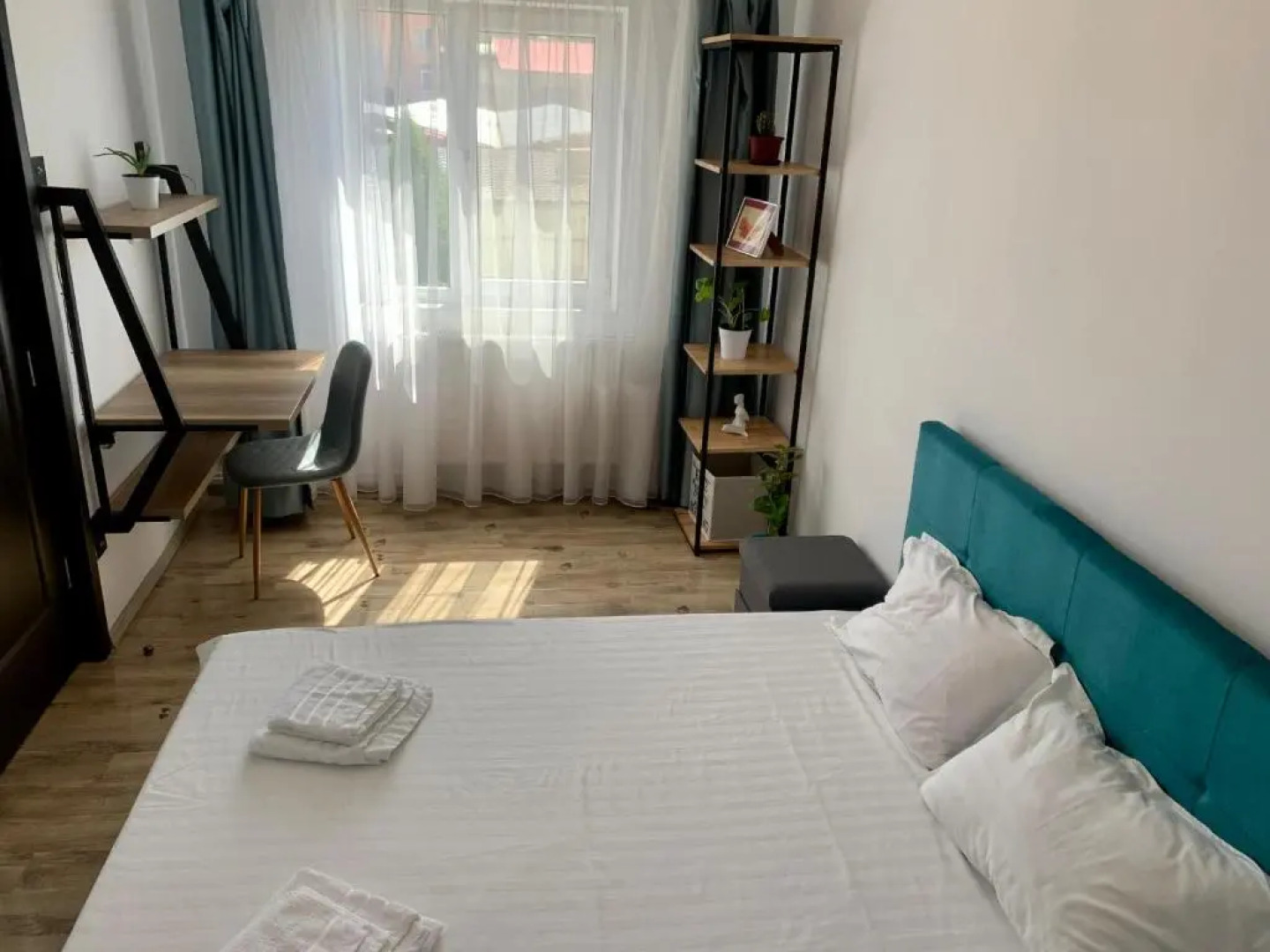 Nosen Asime Apartment