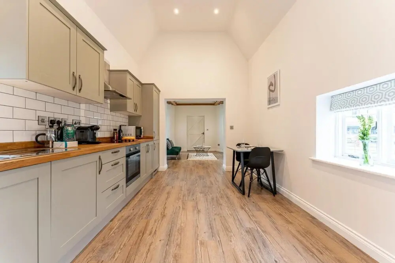 Luxury Converted 1 Bedroom Rugby Near M1 and M6
