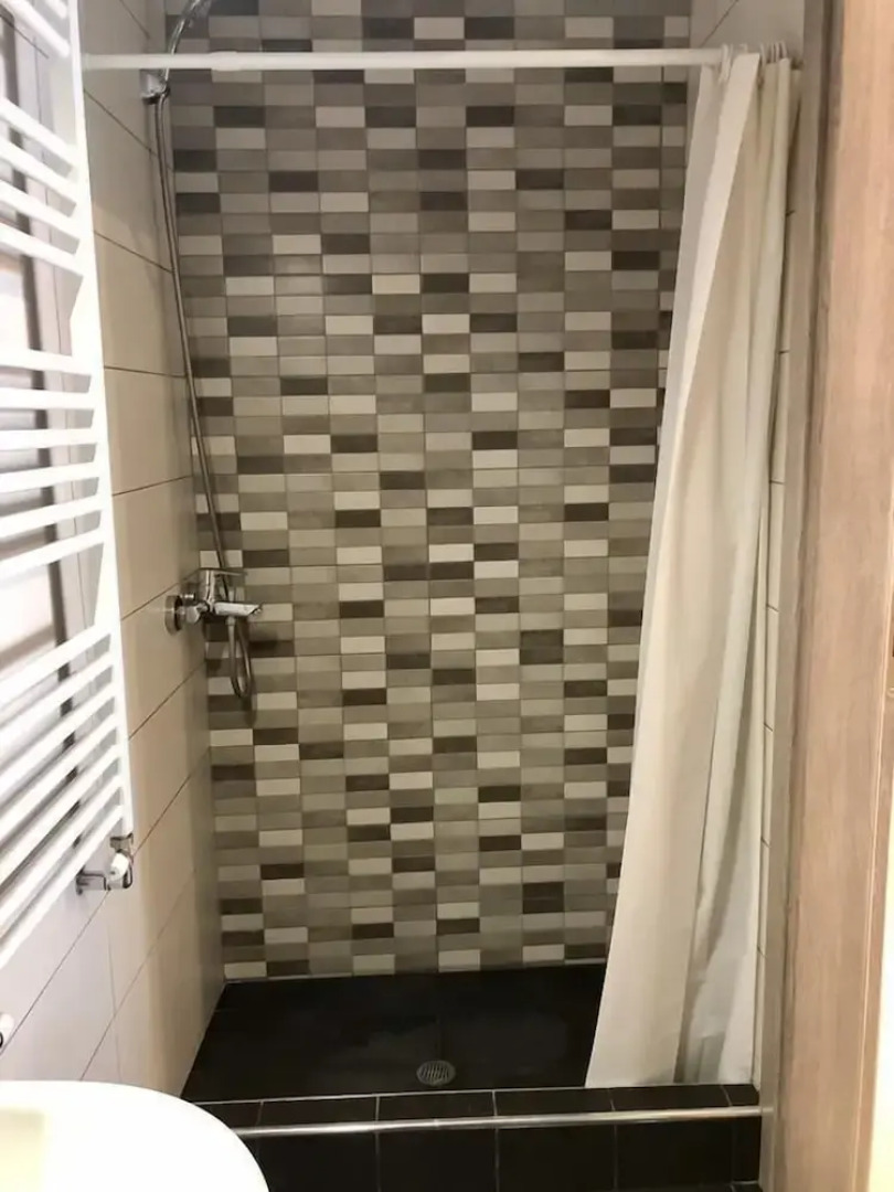 InCity El Metro 202, Deluxe Studio