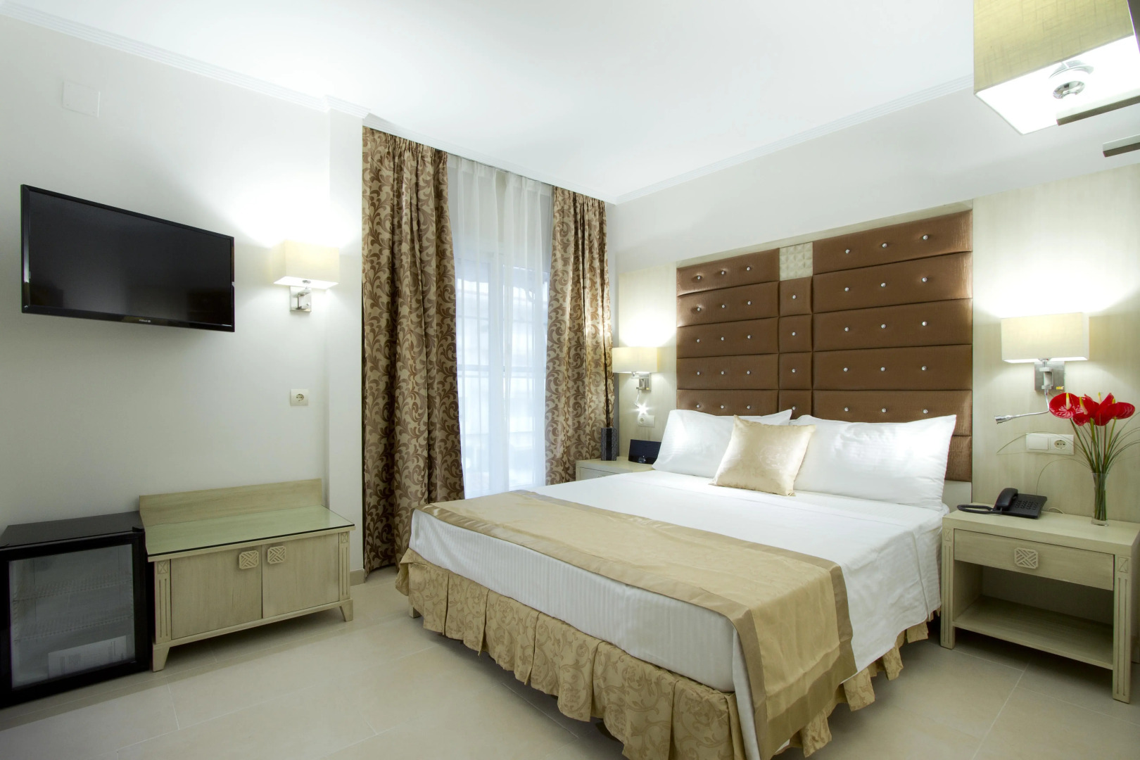 Отель Moon Dreams Torremolinos - Adults Recommended