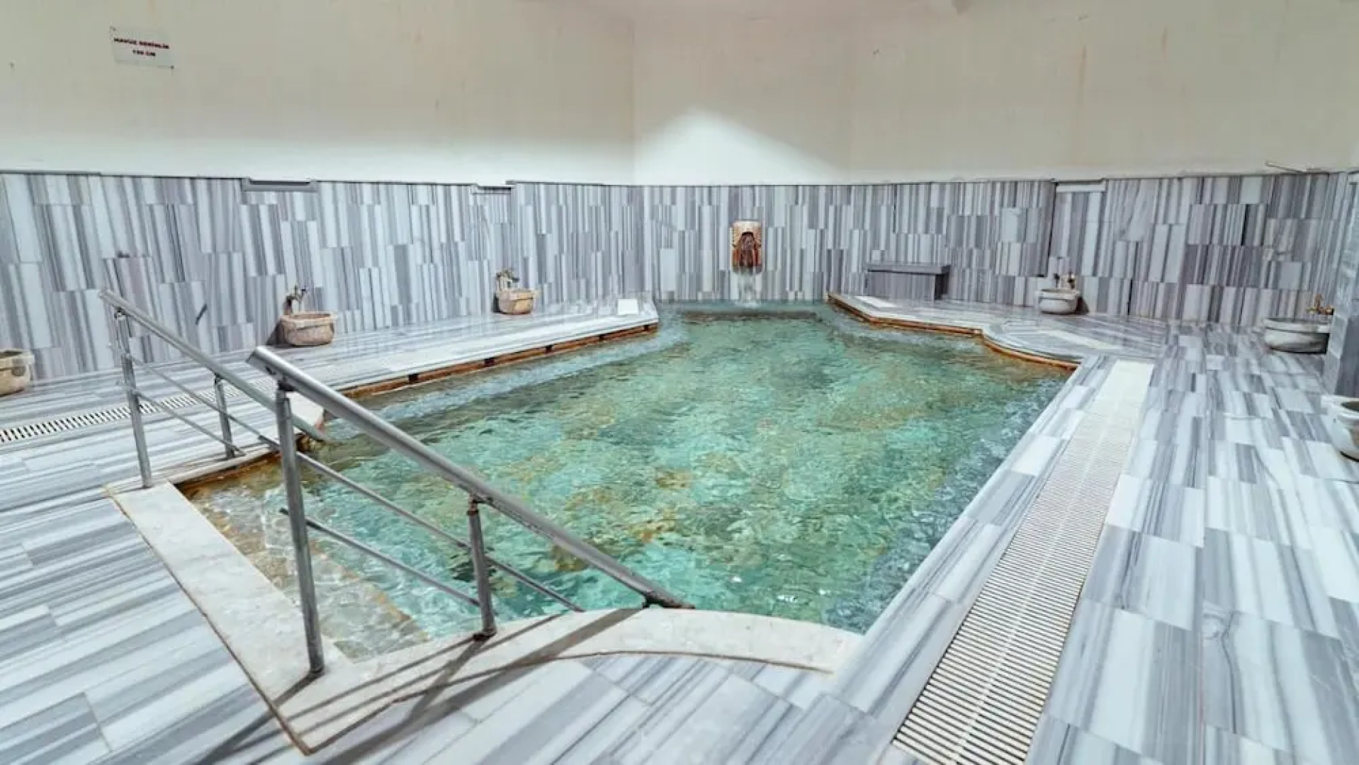 Queen Thermal Resort Hotel & Spa