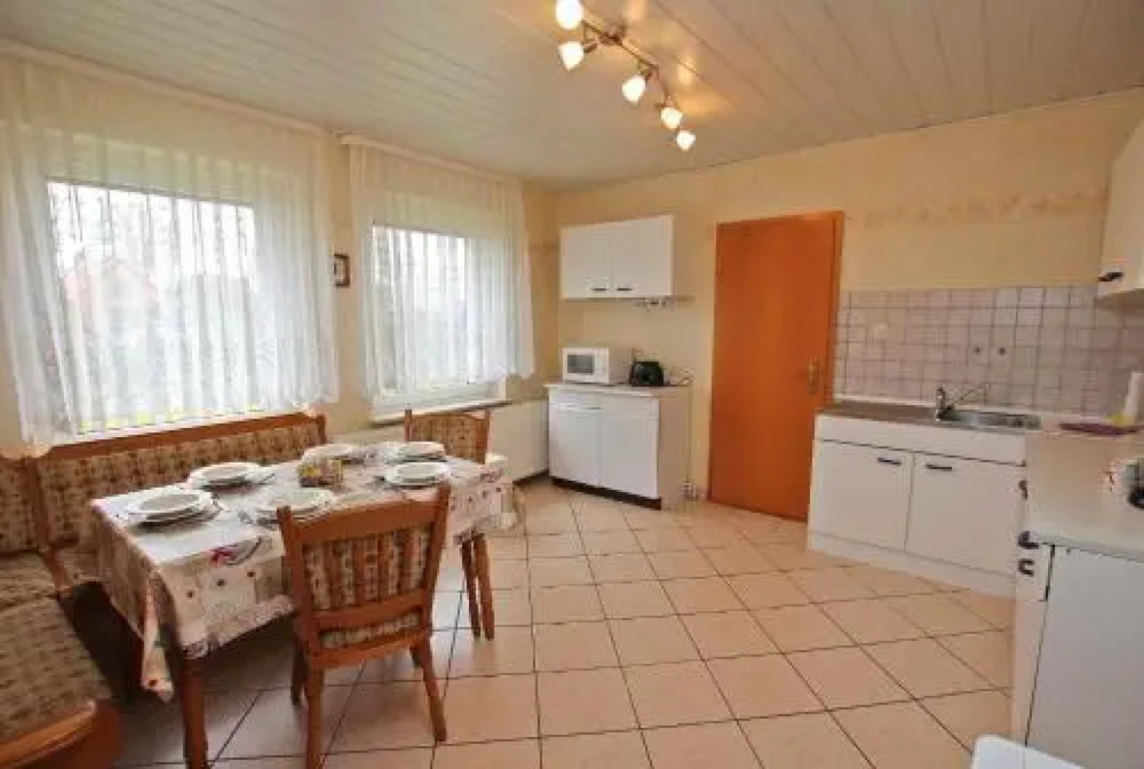 Ferienhaus Lue_vitz RUeG 1091