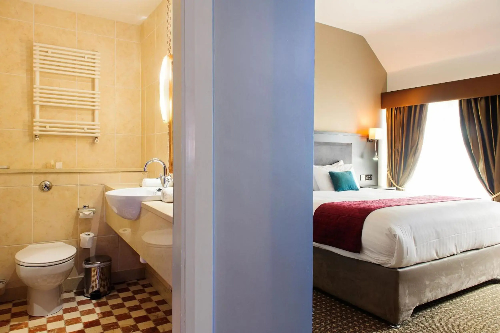 Cliffs of Moher Hotel